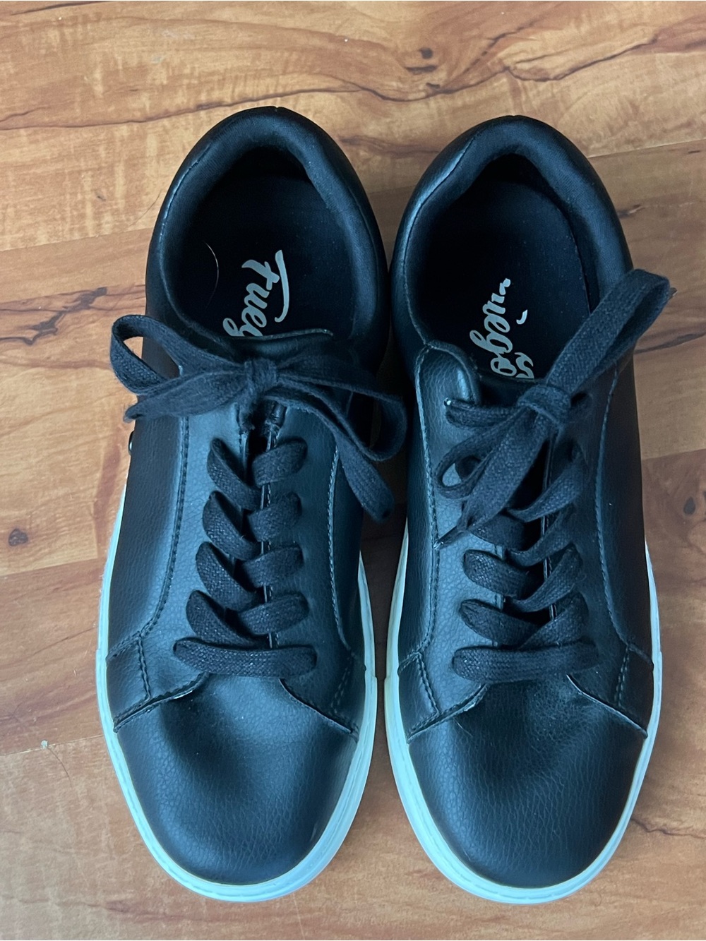 Fuego All-Black Dance Sneakers Size 7